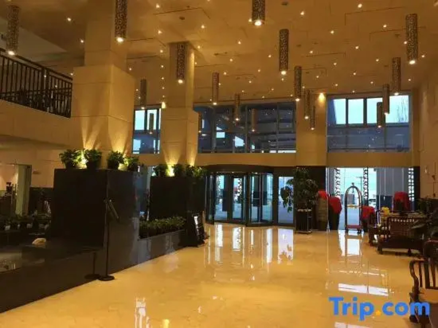 Yunpeng Sunshine Holiday Hotel
