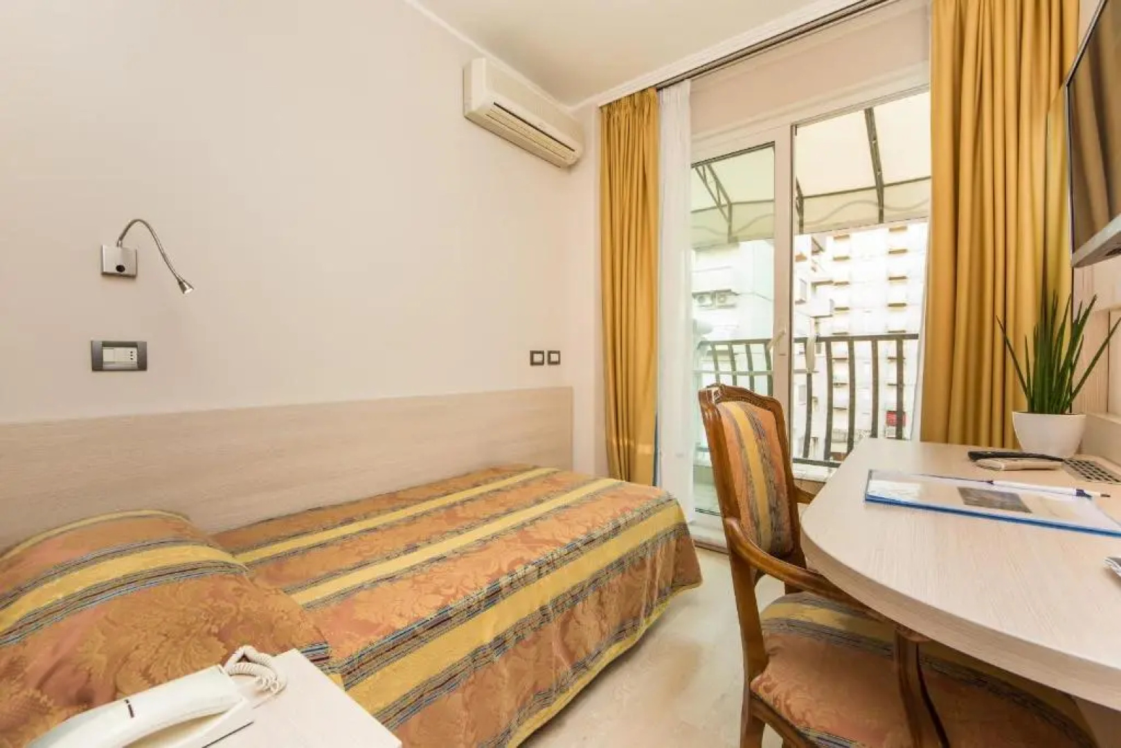 Hotel Croce Di Malta