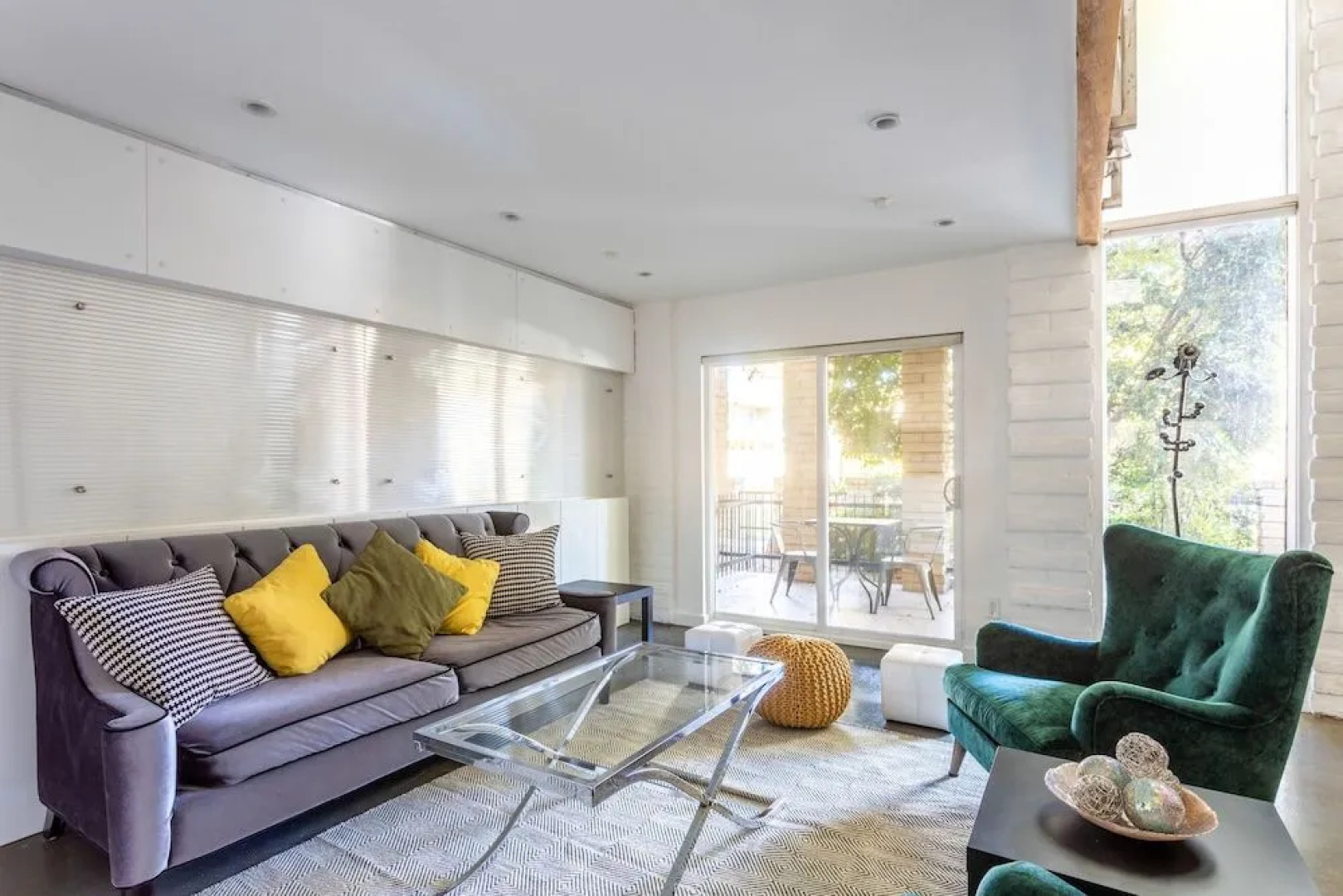 Luxury Living in Contemporary Old Town Scottsdale Townhouse townhouse