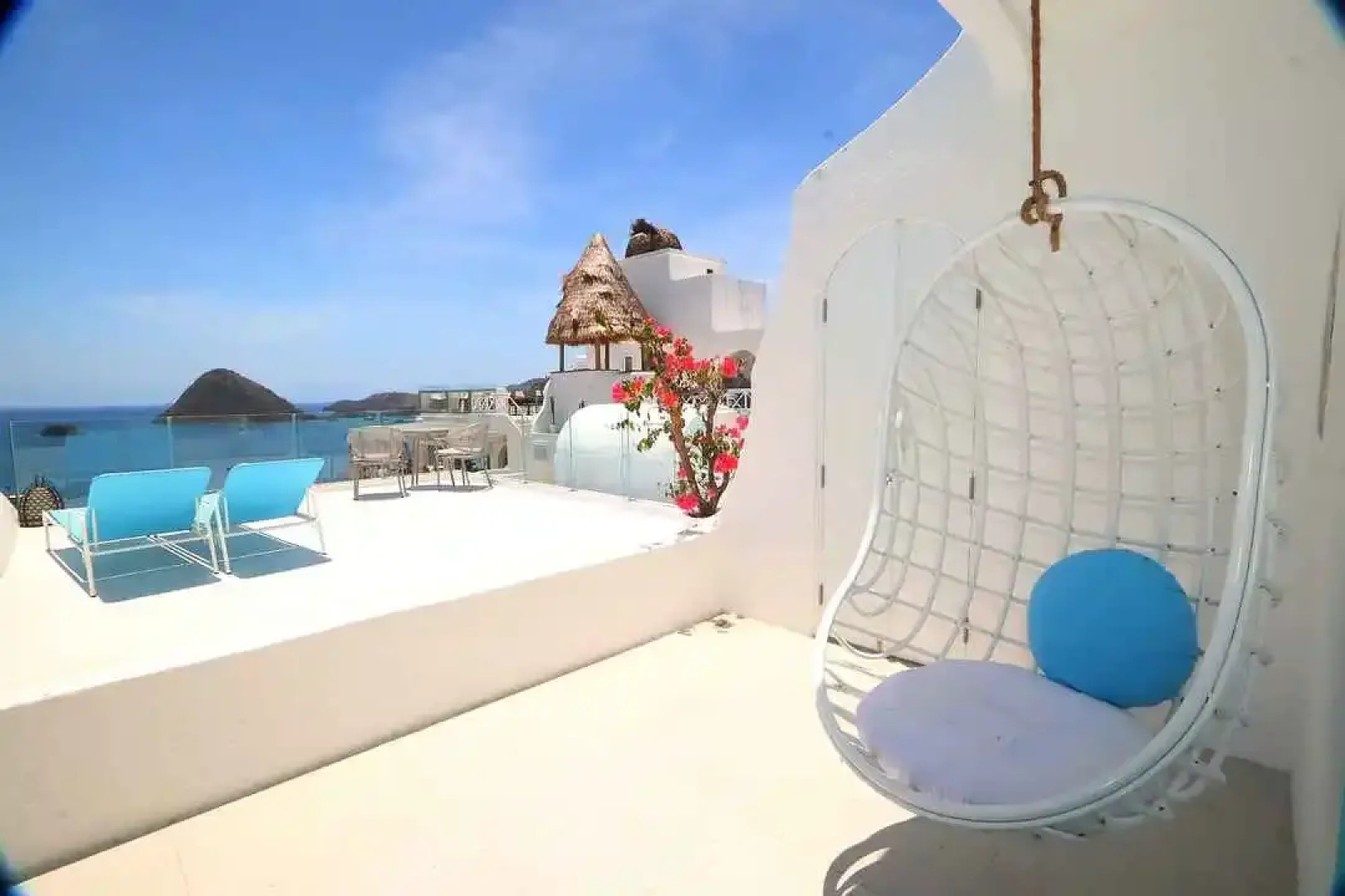 Loccal Collection Hotel