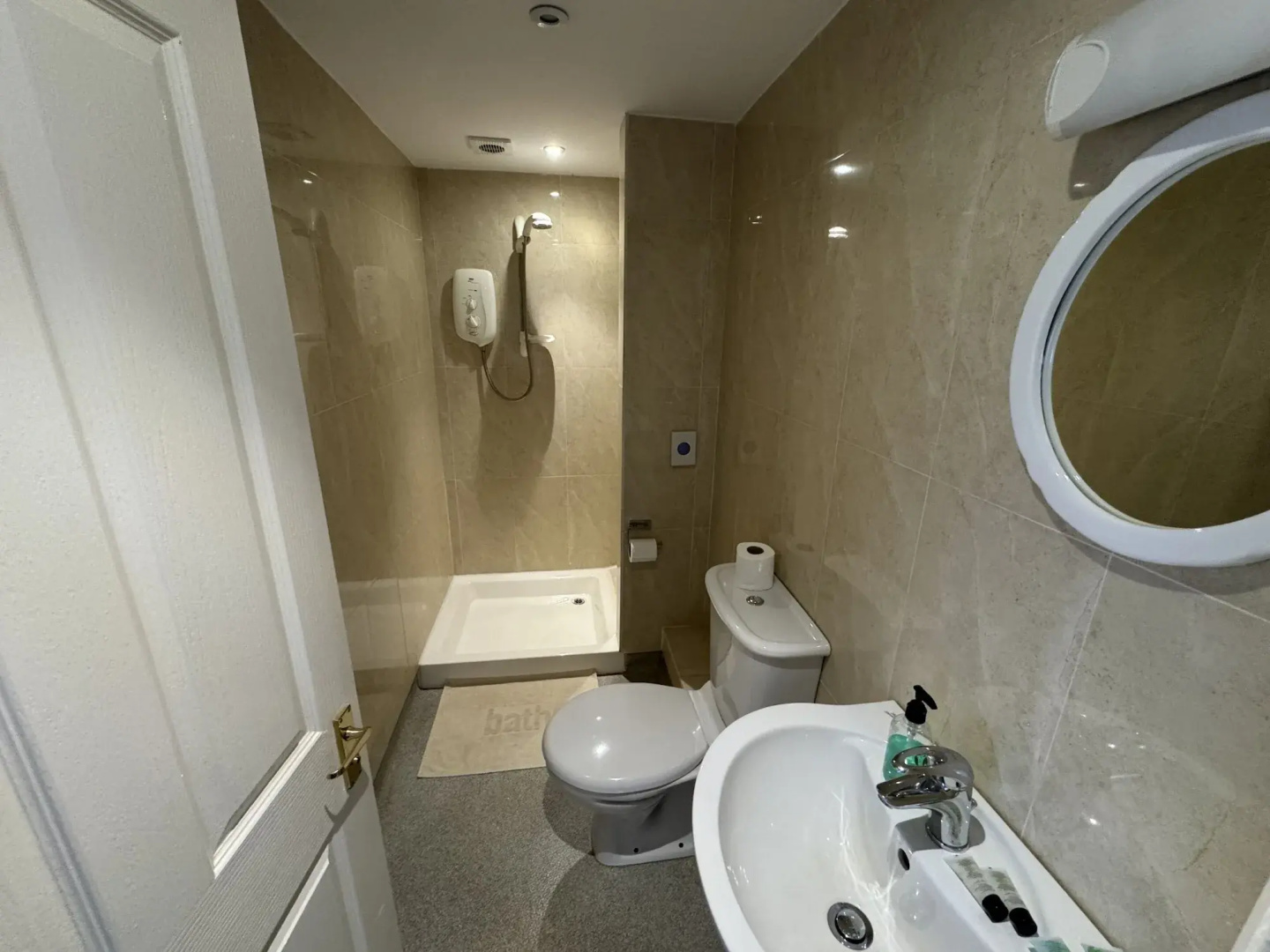 Hookwood Lodge London Gatwick