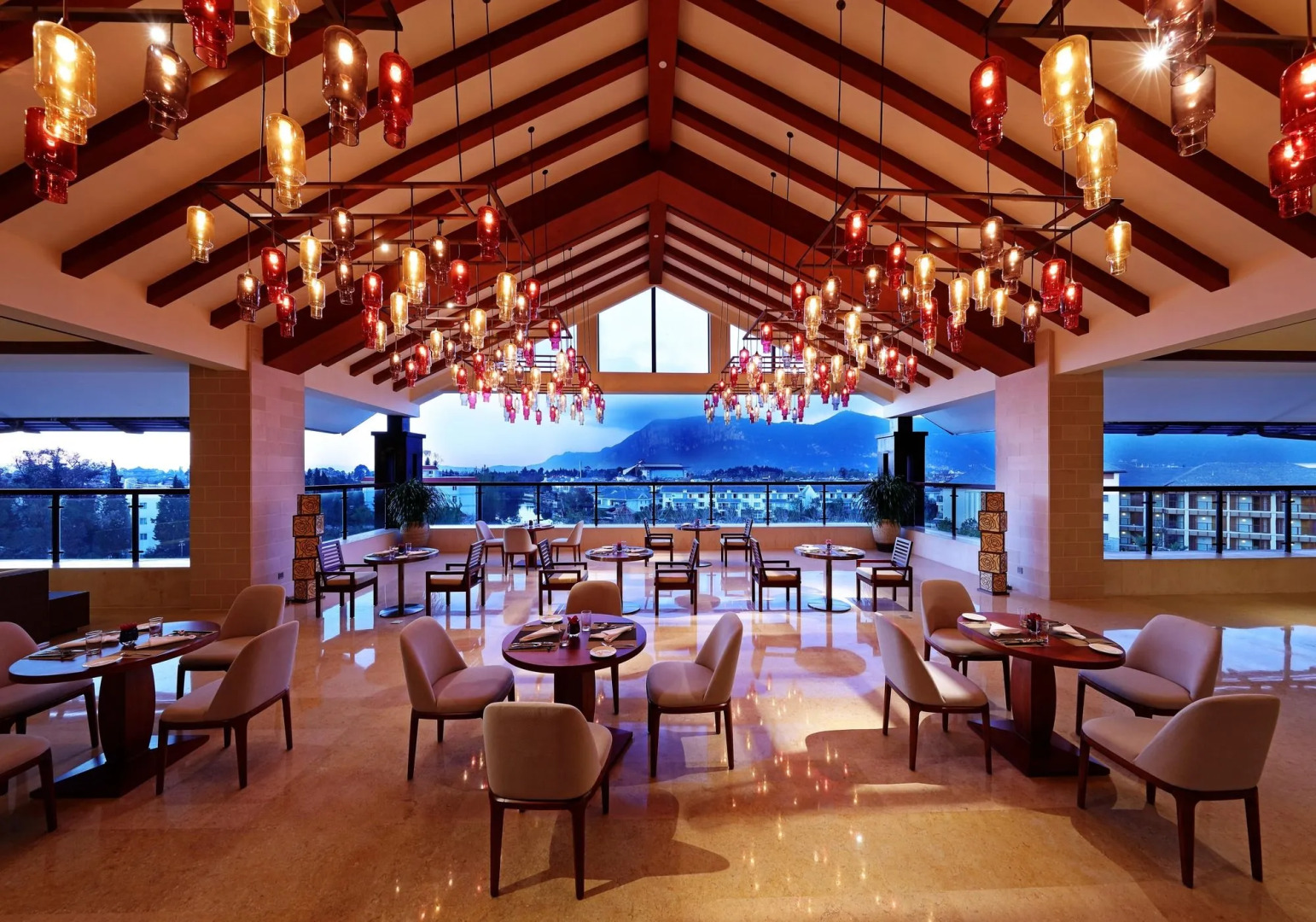 HUALUXE Kunming by IHG