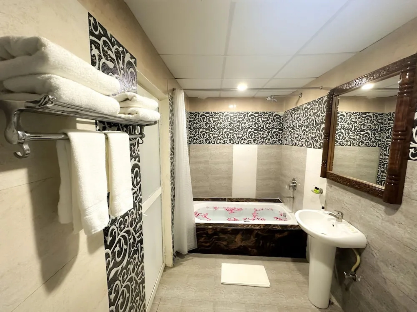 Kerria Hotel Ranthambore Resort