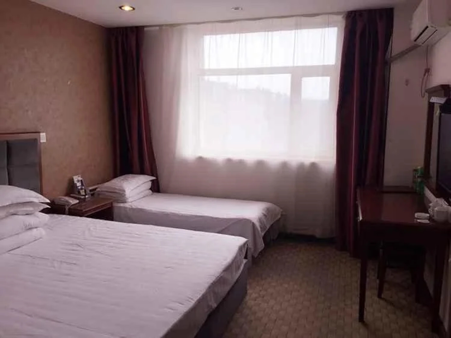 Shengshilong Xingji Inn