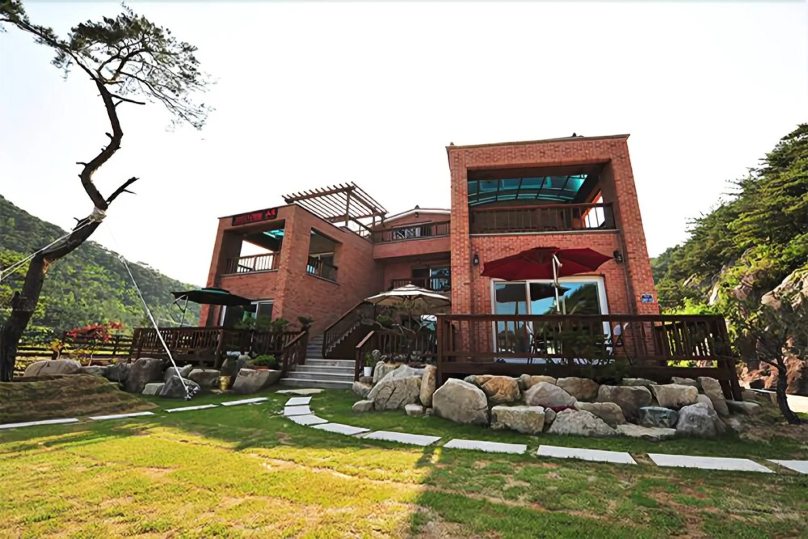 Yeongdeok Green Garden Pension