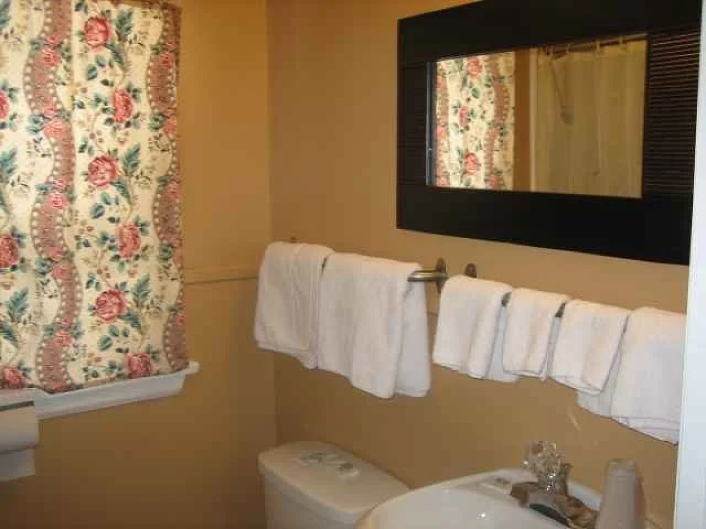 Yankee Village Motel