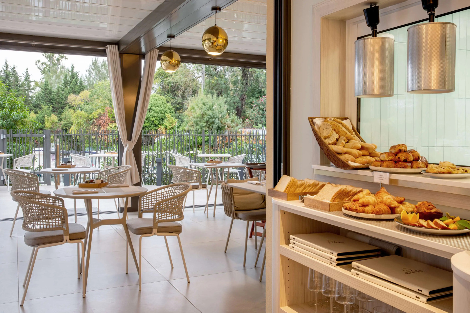 Ilot du Golf, BW Premier Collection