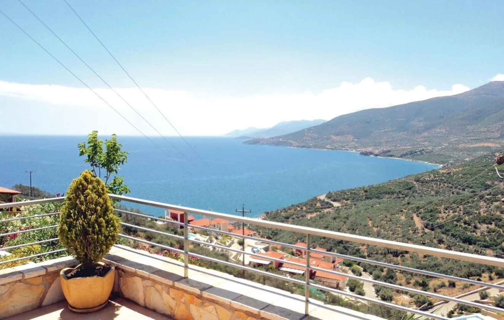 Nice Home in Xyropigado With 4 Bedrooms, Wifi and Outdoor Swimming Pool