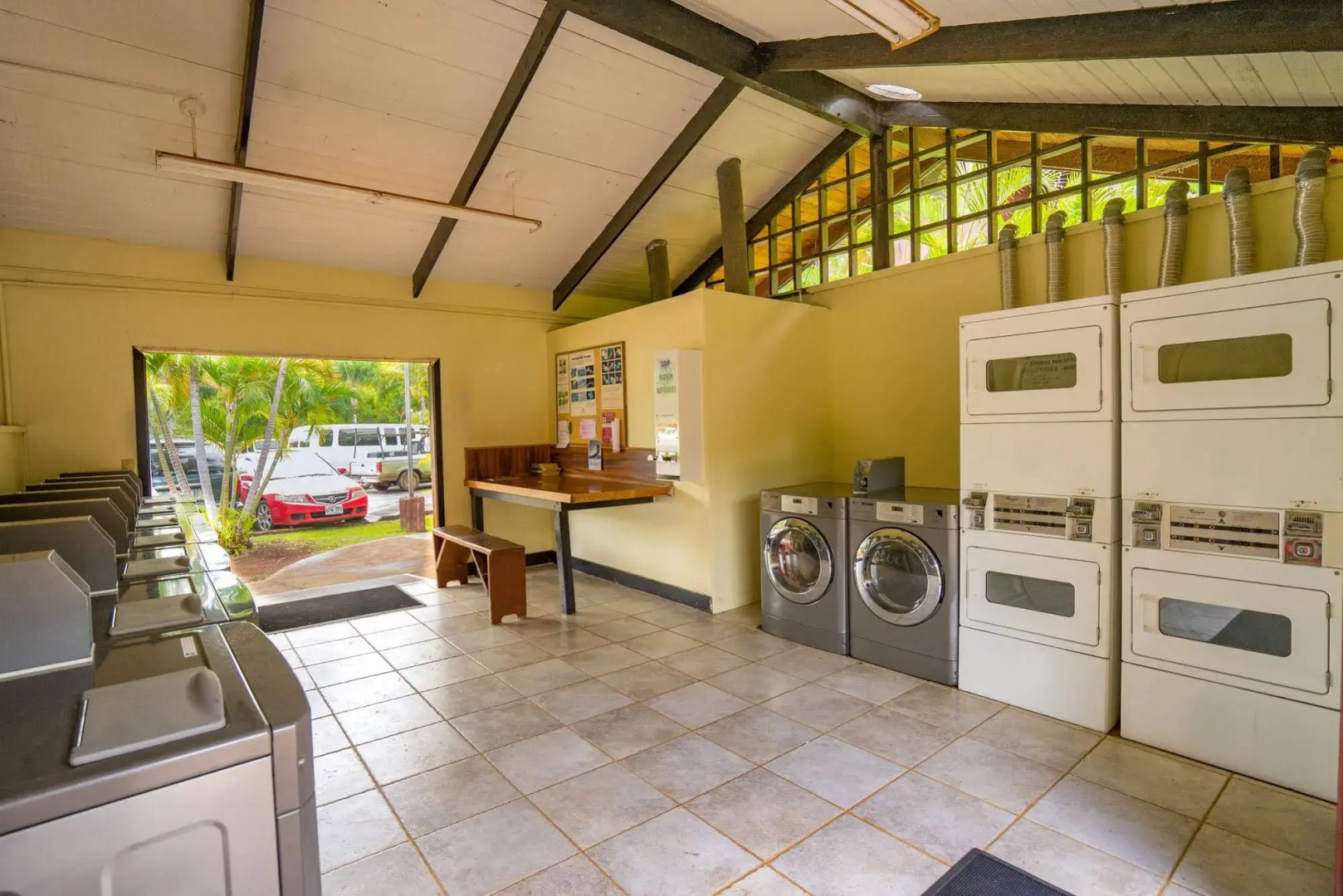 Molokai Vacation Properties – Molokai Shores