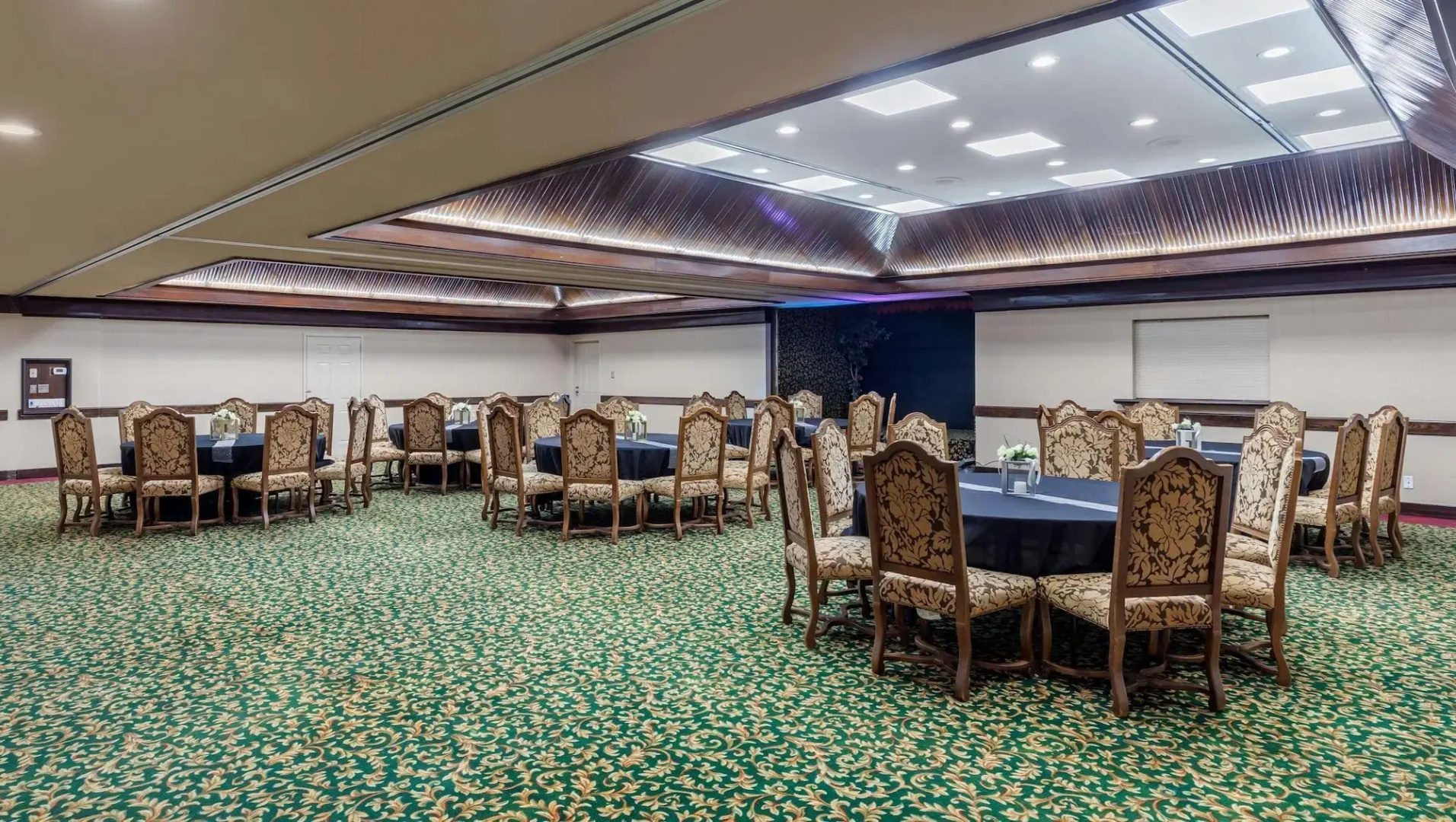Magnuson Grand Hotel & Conference Center Tyler