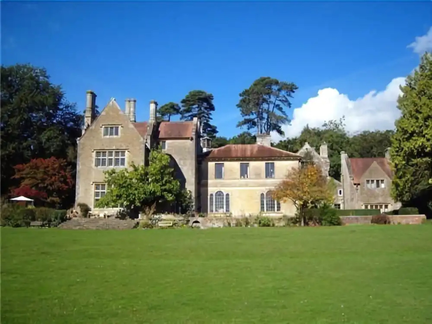 Cleeve House