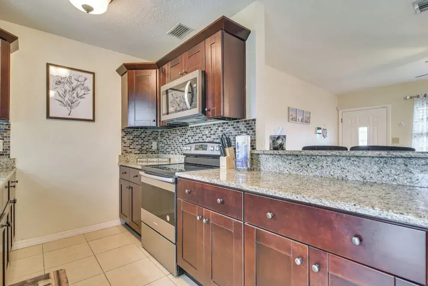Charming Seminole Home w/ Patio: 6 Mi to Beaches!