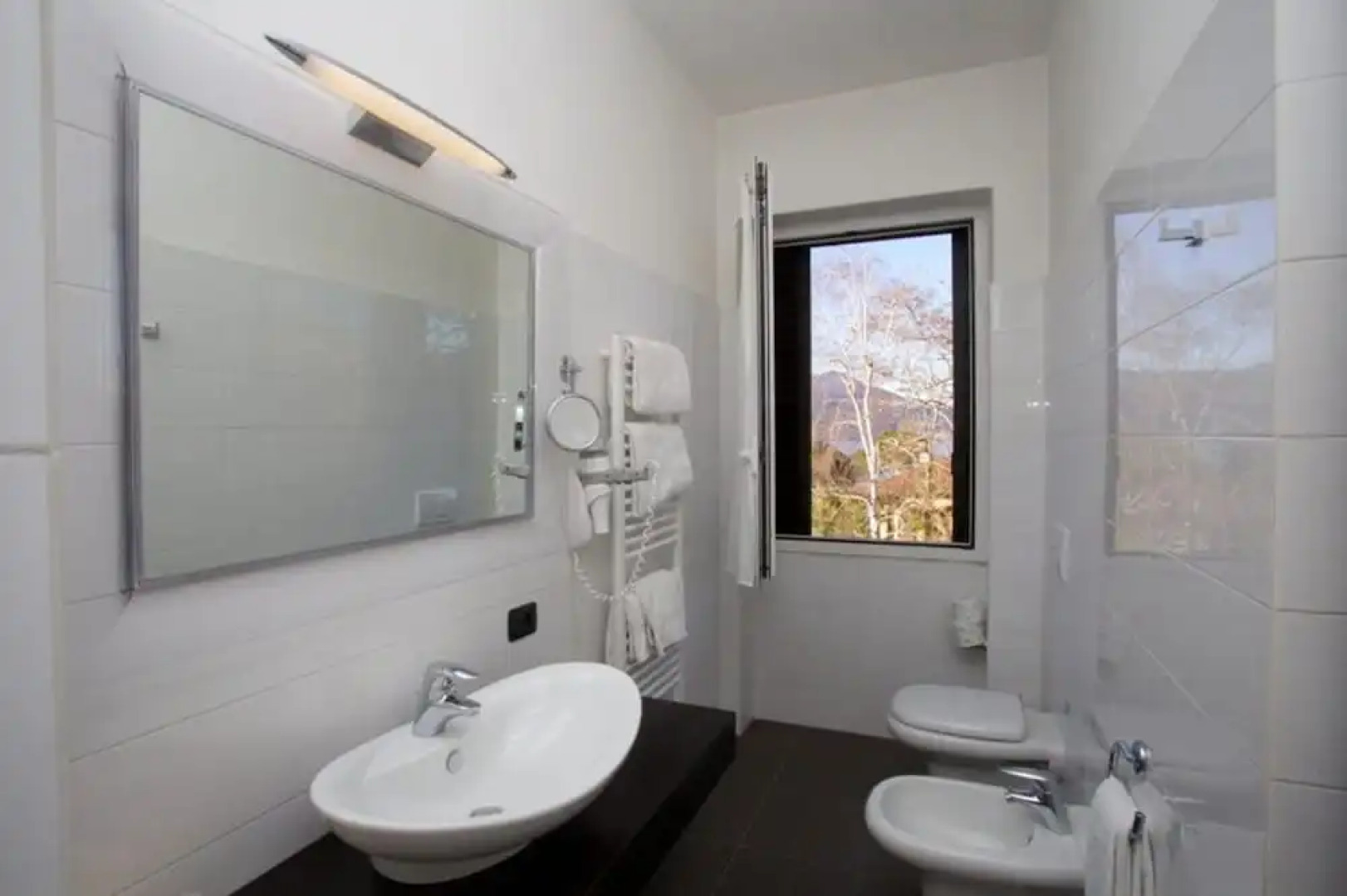 Hotel Lido di Angera