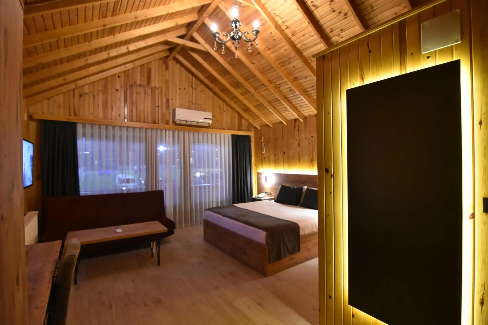Отель Green Palace Suite 