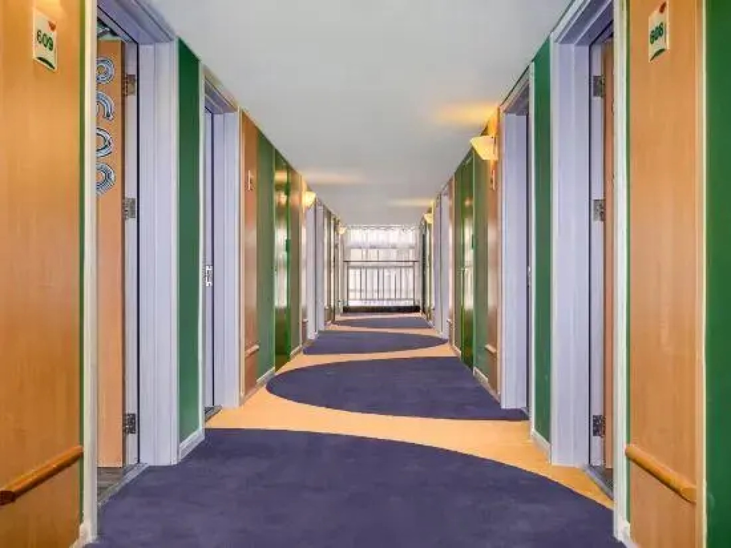 Ibis Hotel (Zhenjiang Da Shi Kou)