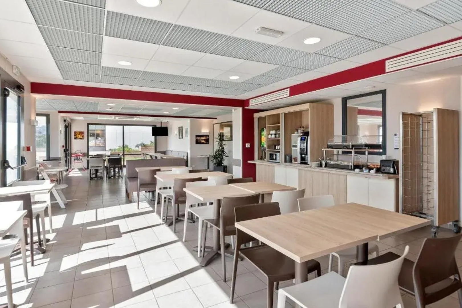 ACE Hôtel Paris Sud Villabe