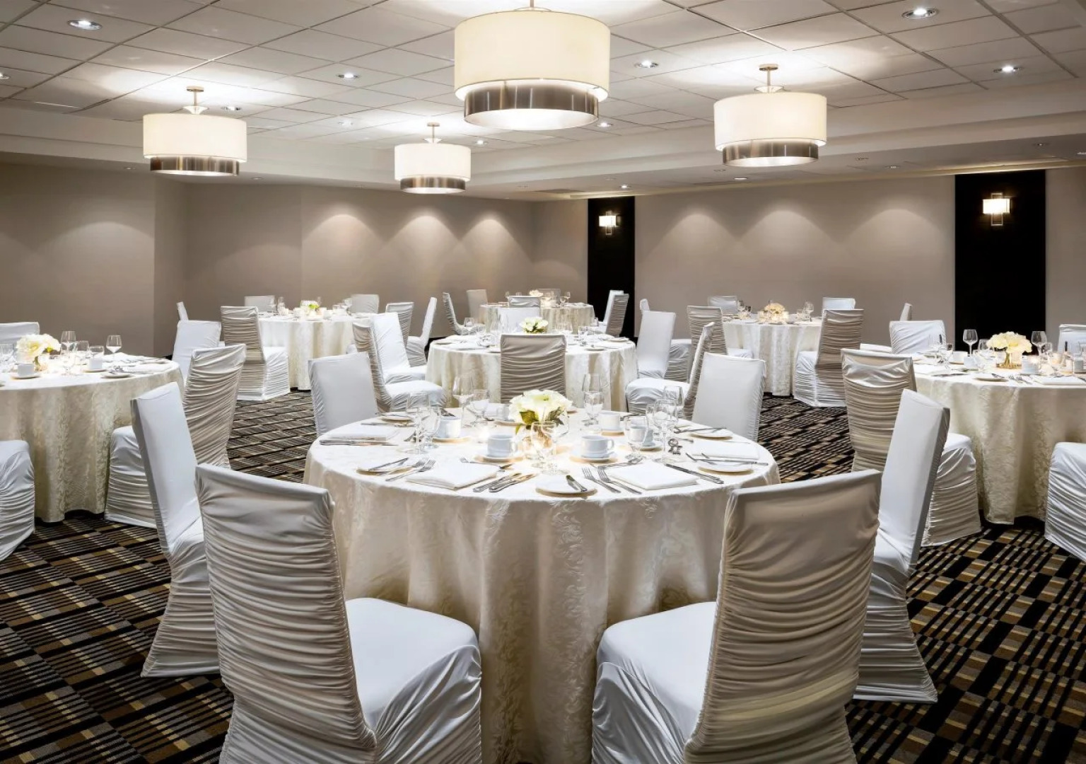 Four Points by Sheraton Mississauga Meadowvale