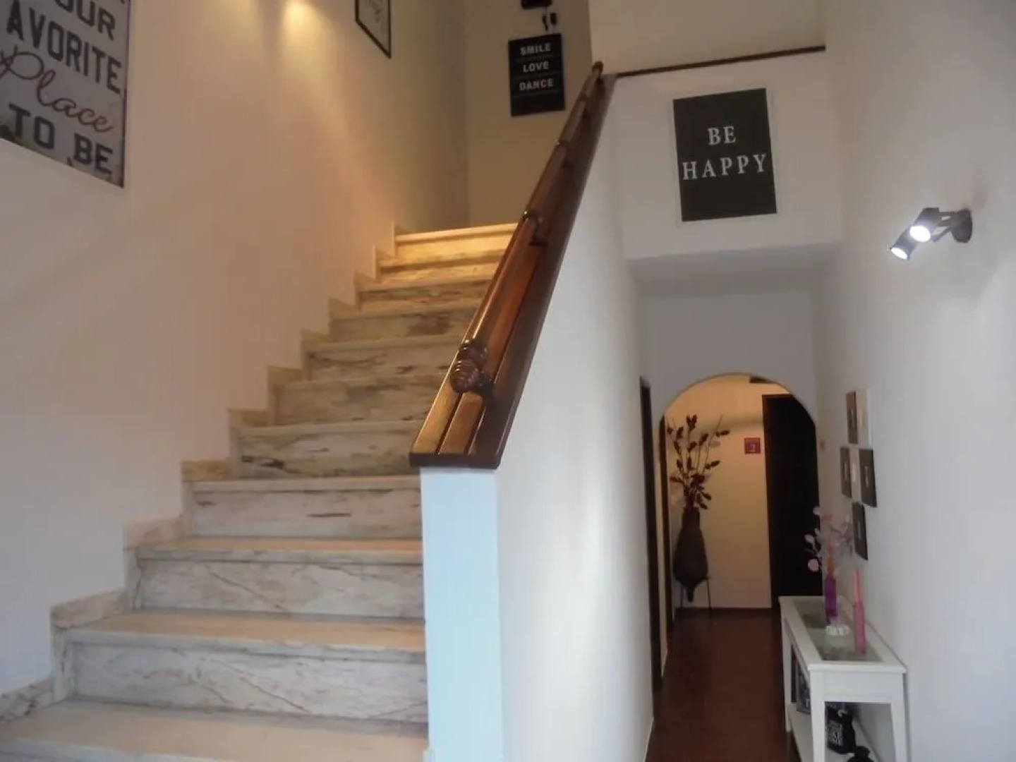 Lagos Charming Villas