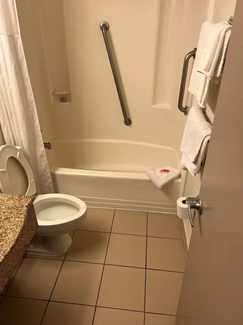 Red Carpet Inn