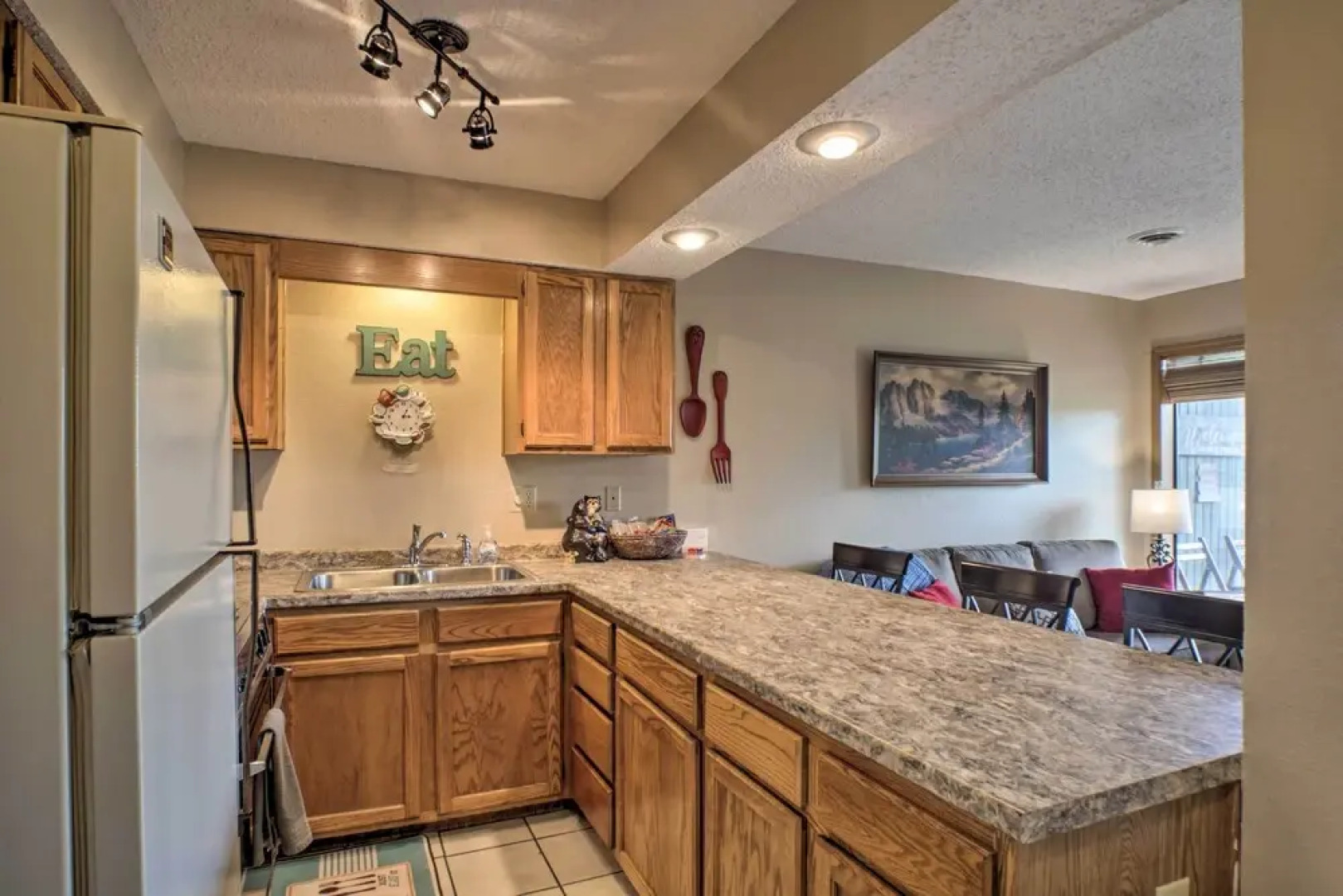 ~1 Mi to Silver Dollar City: Branson Condo