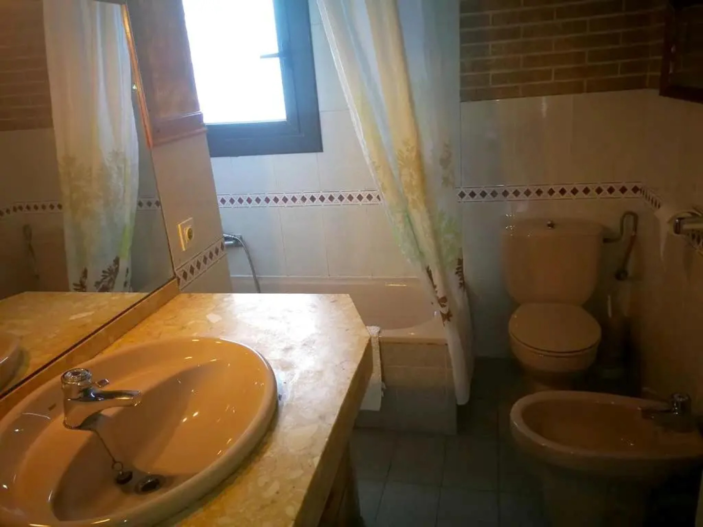 House With 3 Bedrooms in Esparreguera, With Wonderful City View, Balco