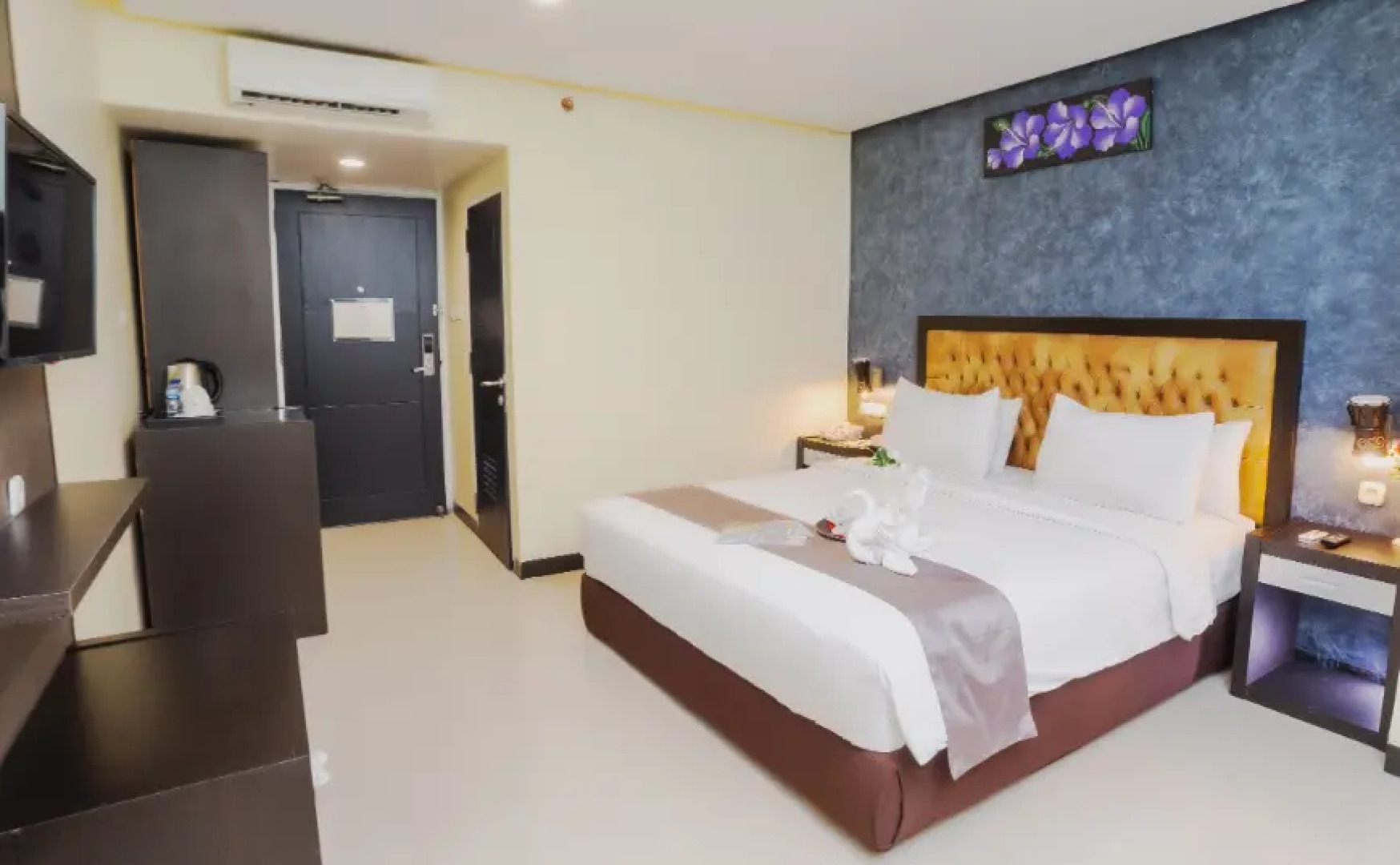 Parkside Star Hotel Waena