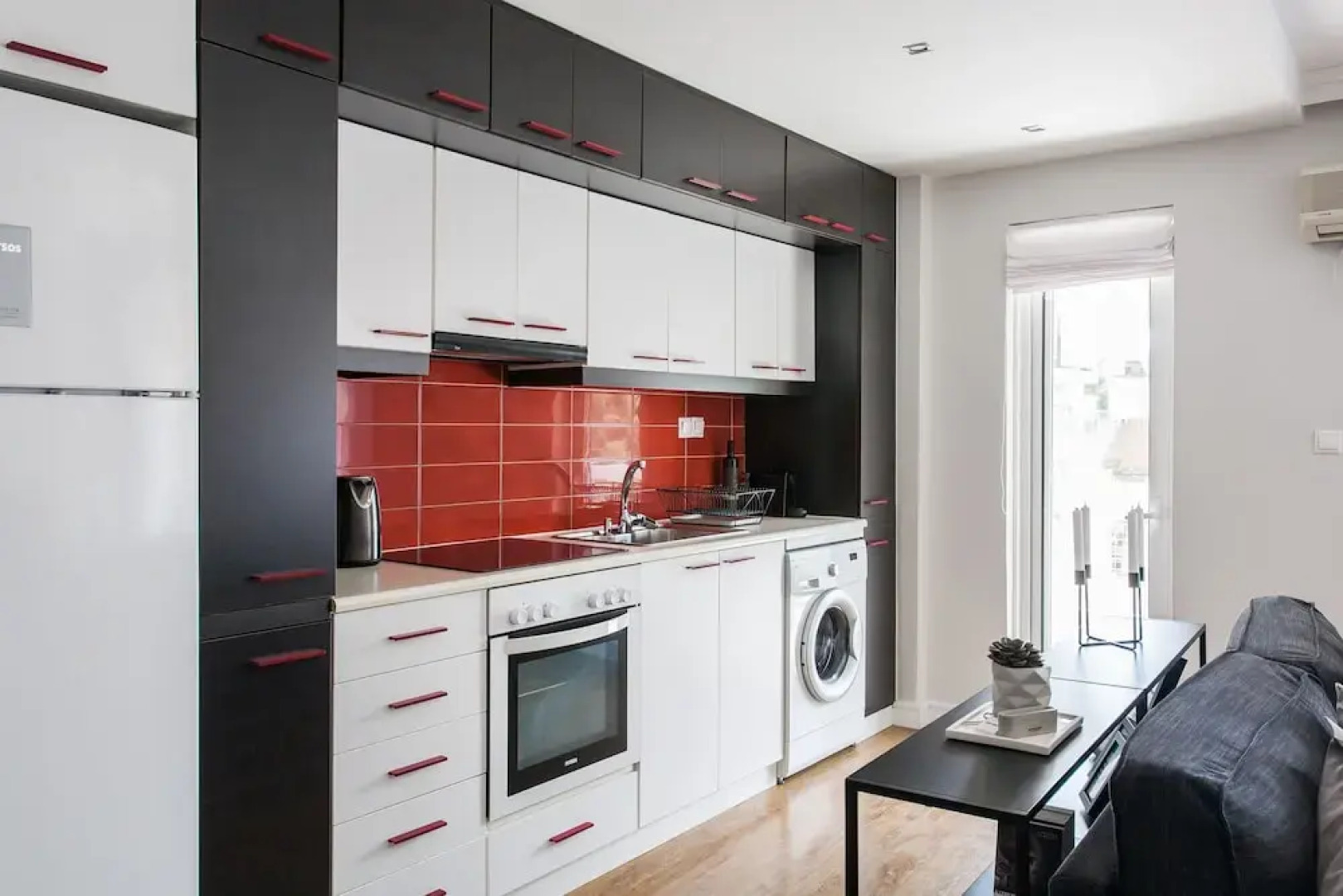 Upstreet Bright 1Bd Apt In Chalandri