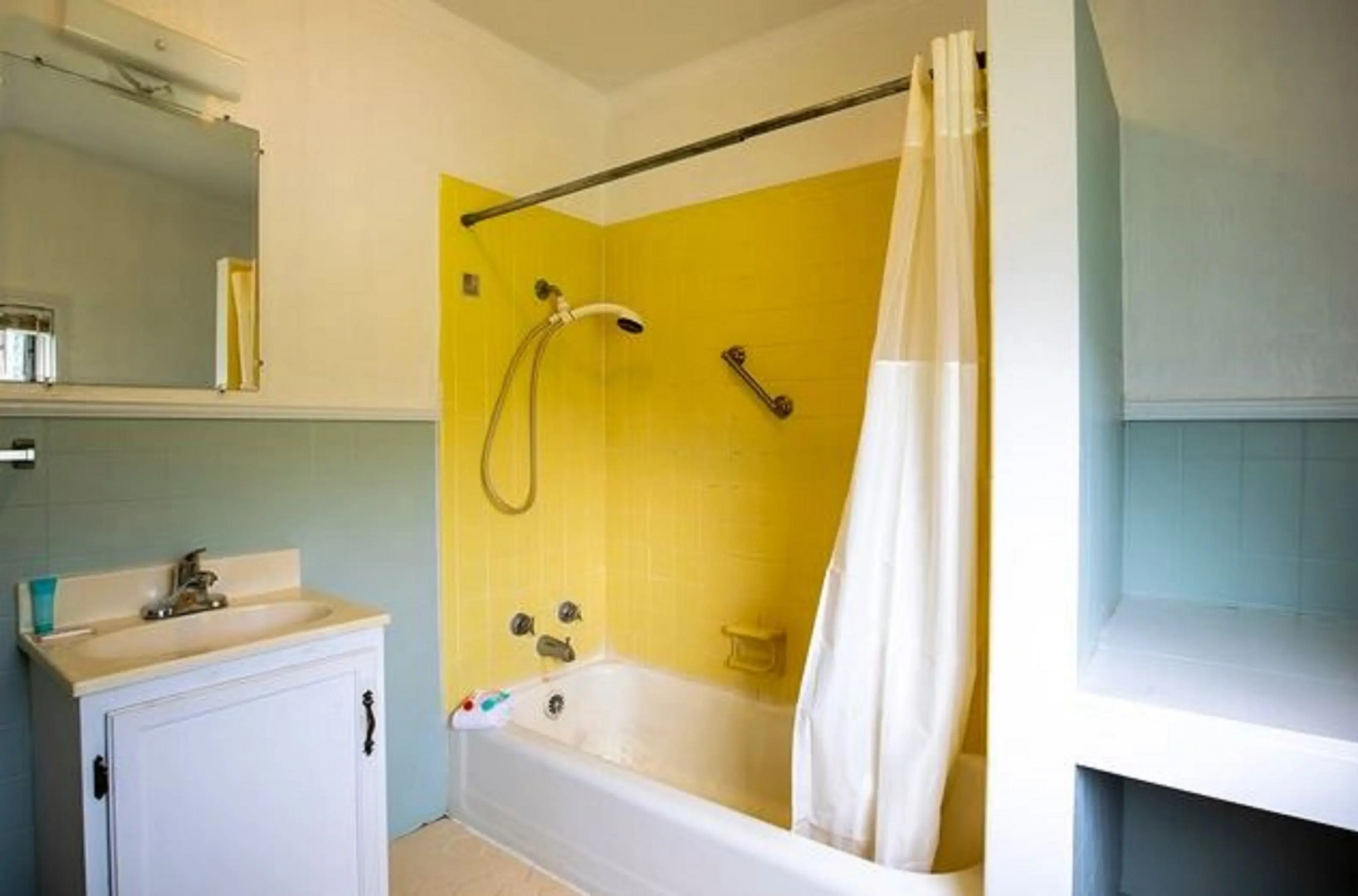 Lloyd's On The River Country Inn By OYO