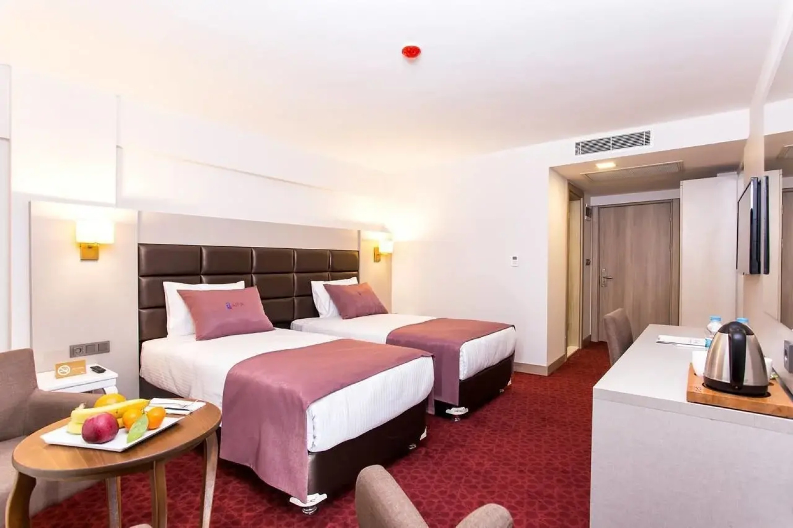 Perla Arya Hotel