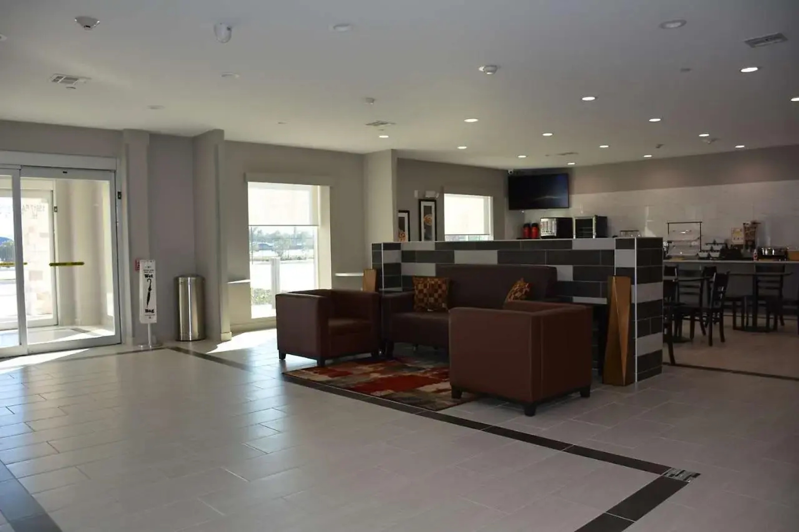 SureStay Plus Hotel by Best Western Humble