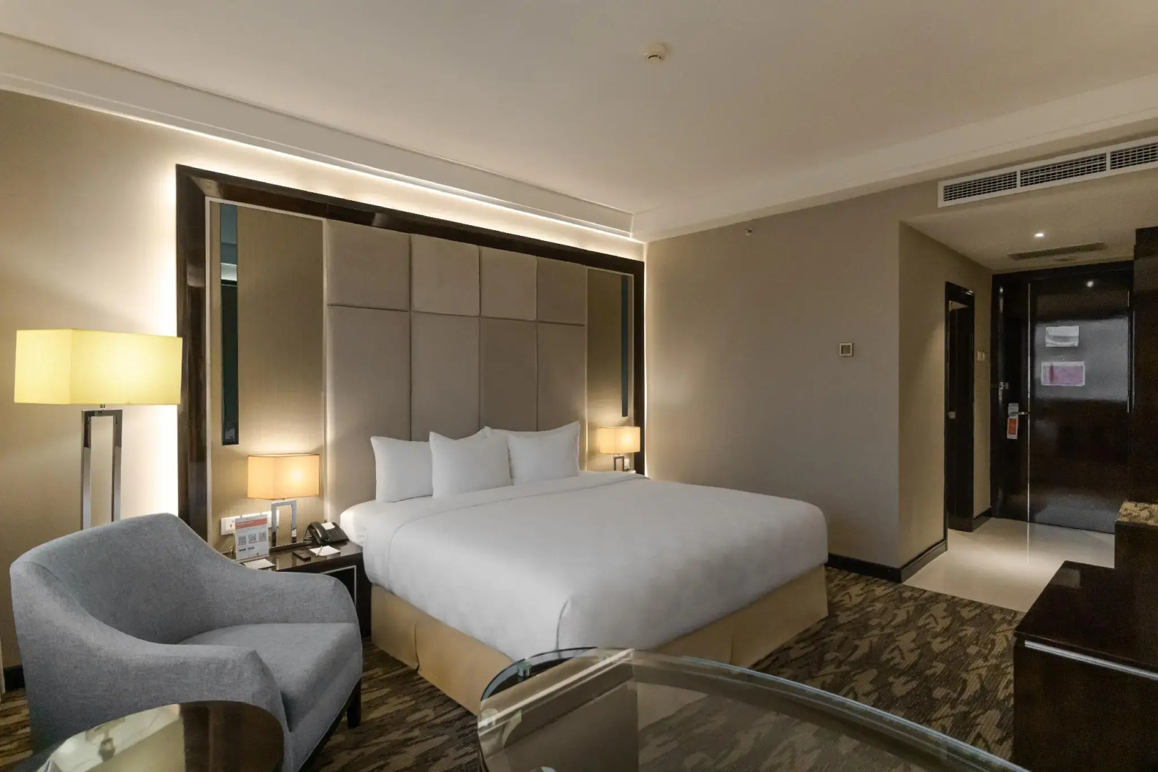 Swiss-Belhotel Harbour Bay