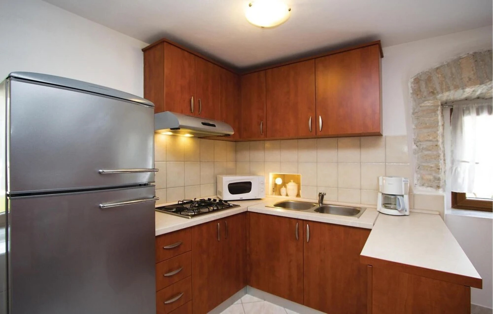 Beautiful Home in Belavici With Wifi and 2 Bedrooms