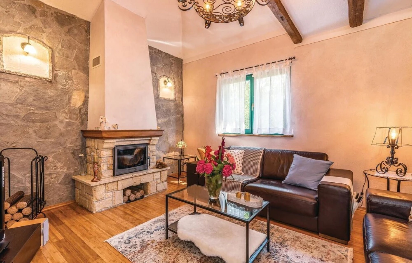 Amazing Home in Malinska With Wifi and 2 Bedrooms