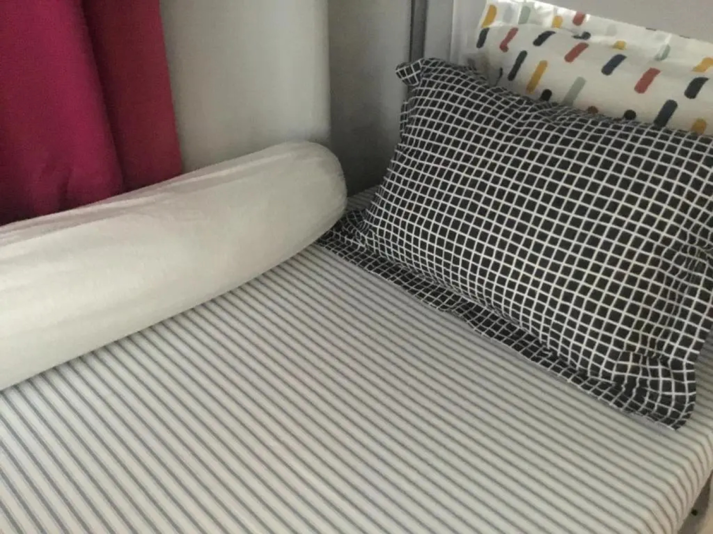 Just for sleep - Parisian Male dorm room - daily stay from 20h to 10h