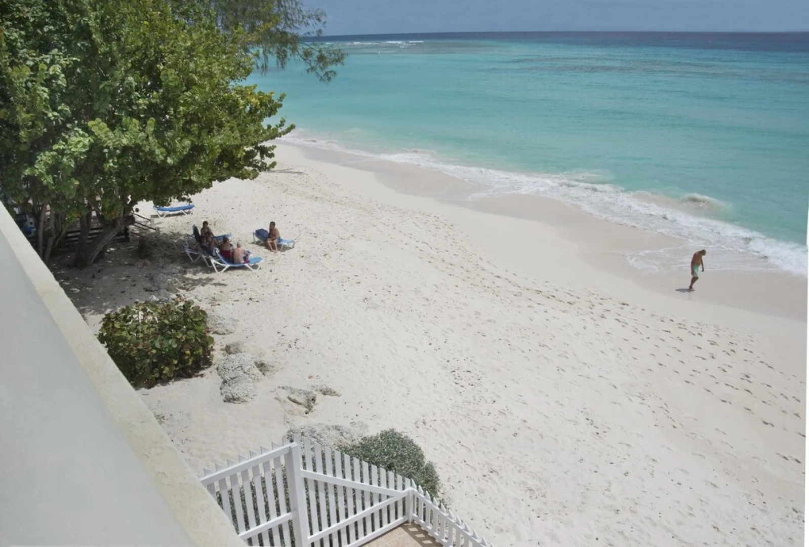 Beautiful Three Bedroom Beachfront Villa