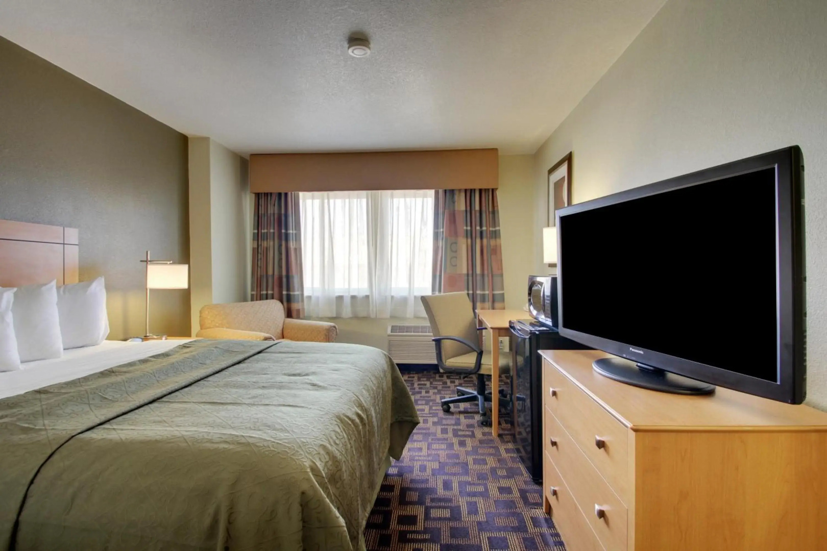 Quality Inn & Suites Des Moines Airport