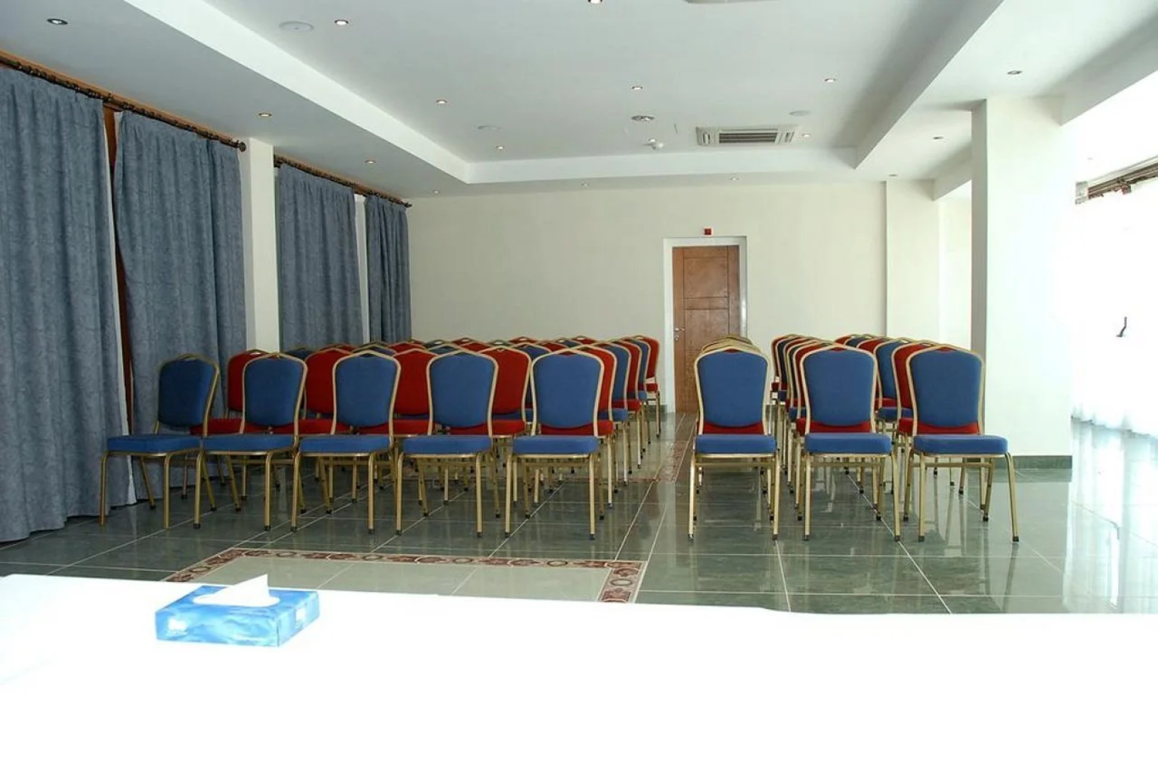 Moniatis Hotel