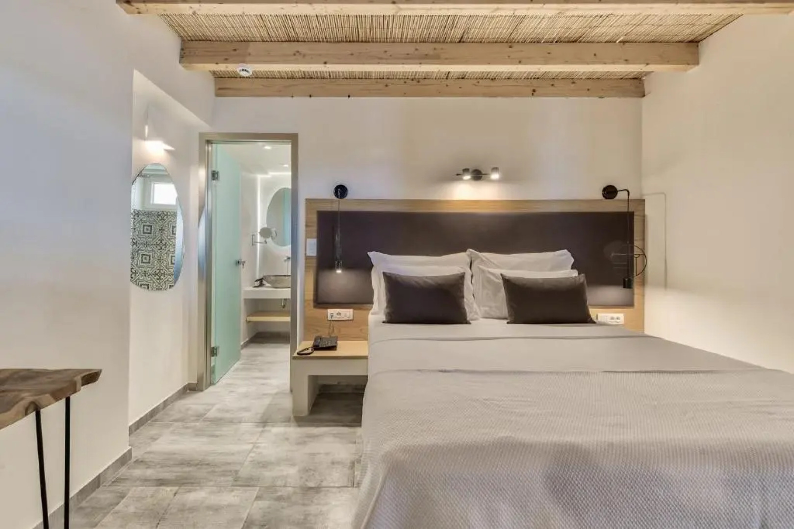 Aliv Stone Suites & Spa