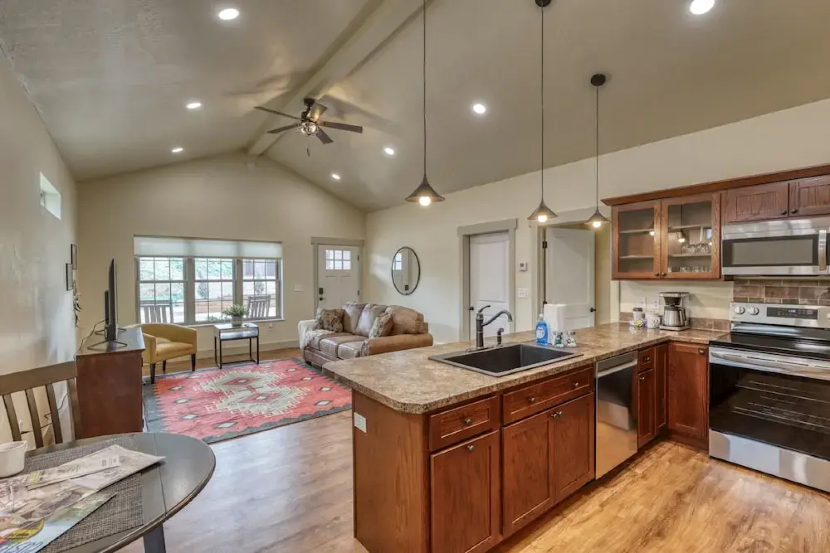 Serene Retreat King Bed at Rockerville Gold Town