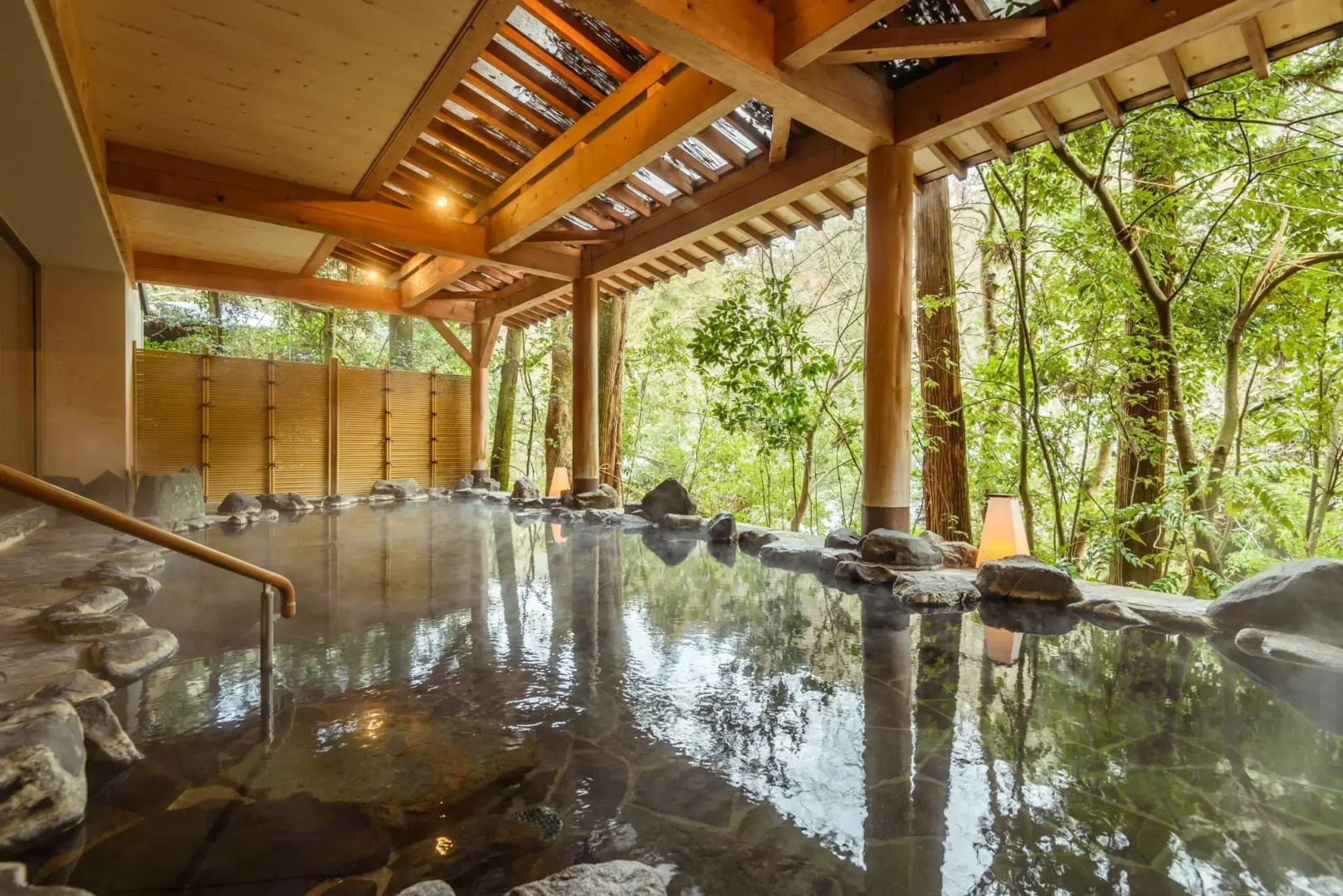 Yamanaka Onsen Shirasagiyu Tawaraya