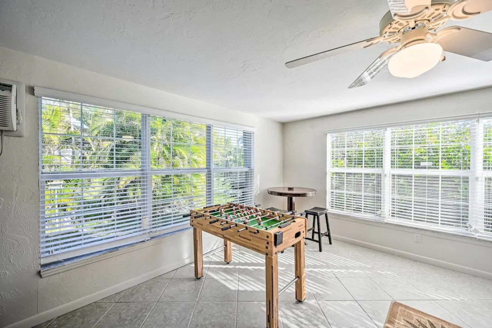 Bokeelia Retreat - Fishing Docks & Canals Nearby!