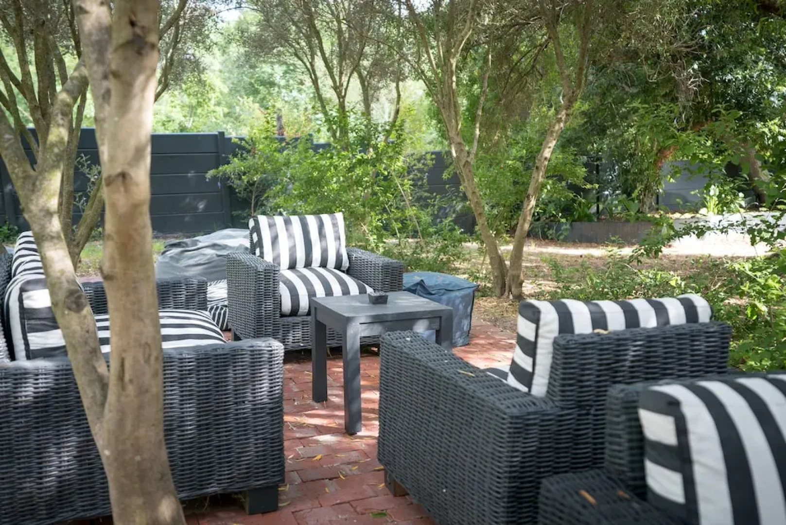 Ruby Rose Country House