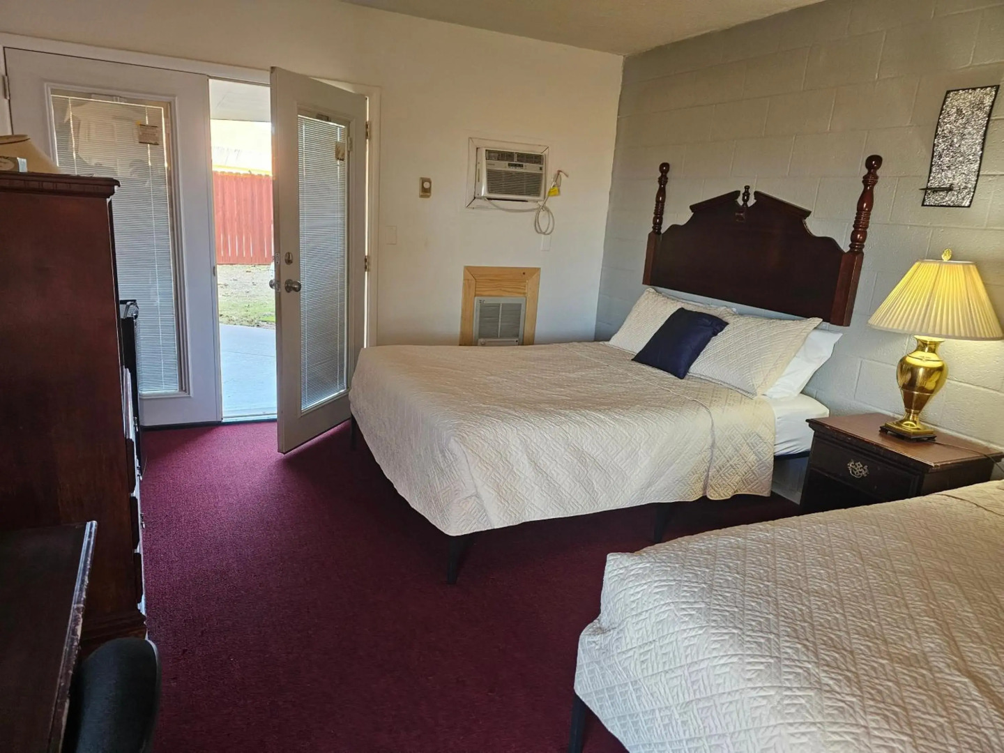 Knights Inn Fairview