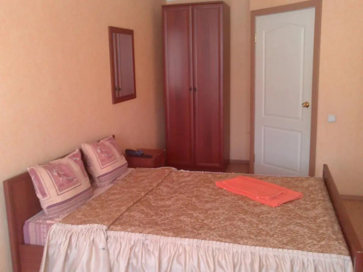 Отель Уральская