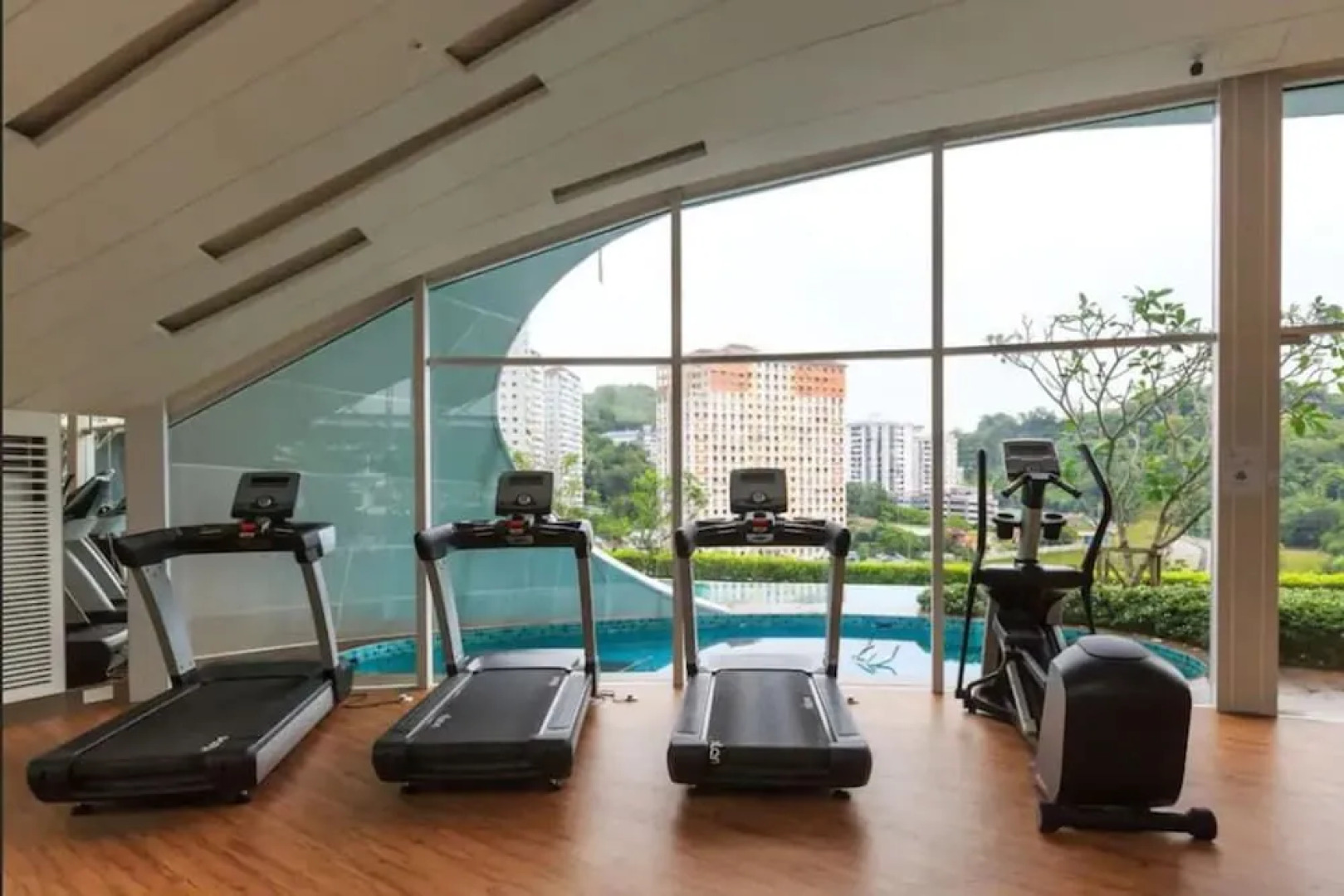 Miracle Homestay Arte S