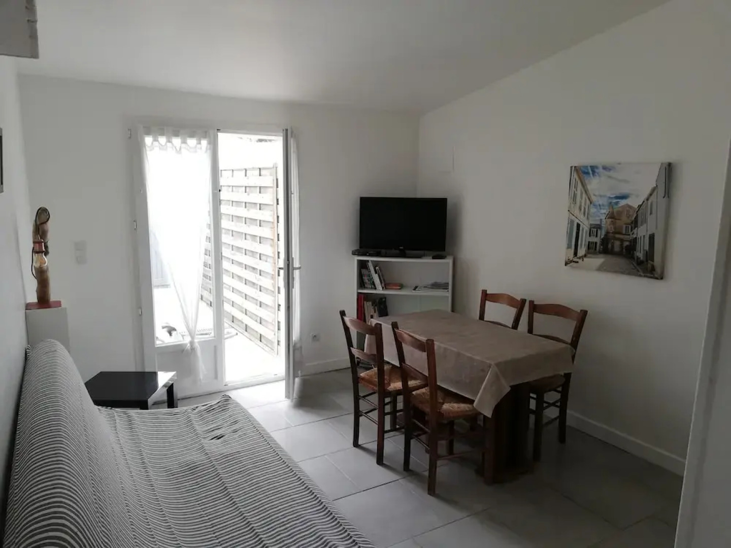 Clos DES Pins , Pavilion for 4 People, in the Heart of the Pine Forest, Heated Swimming Pool