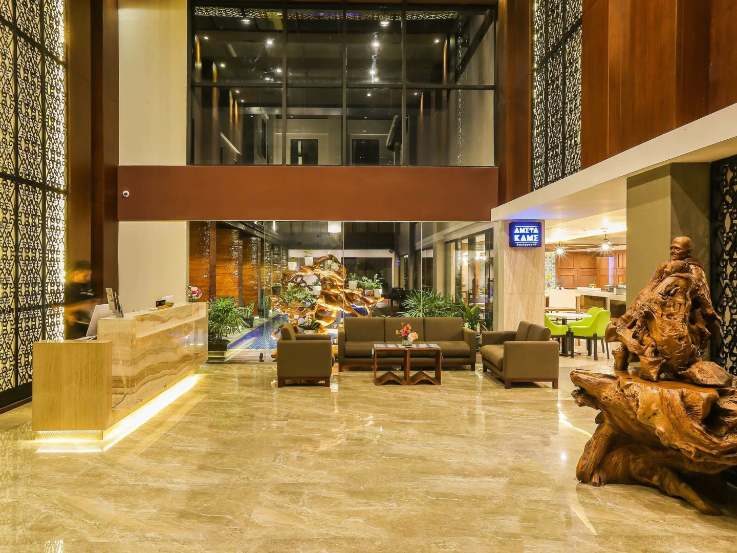 Grand Mozza Hotel Timika by Amithya