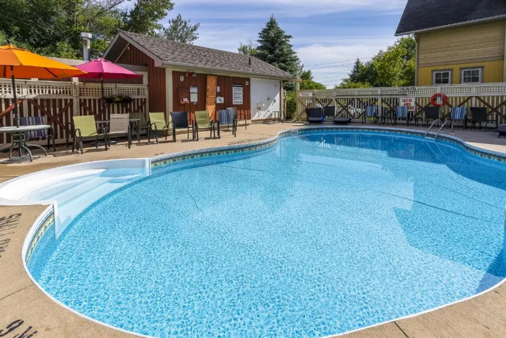 Blue View 3 The Omega Chalet 84146