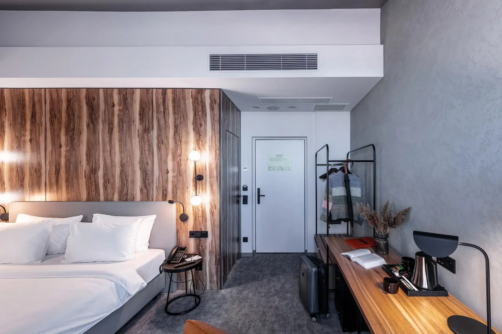 Отель Шухов