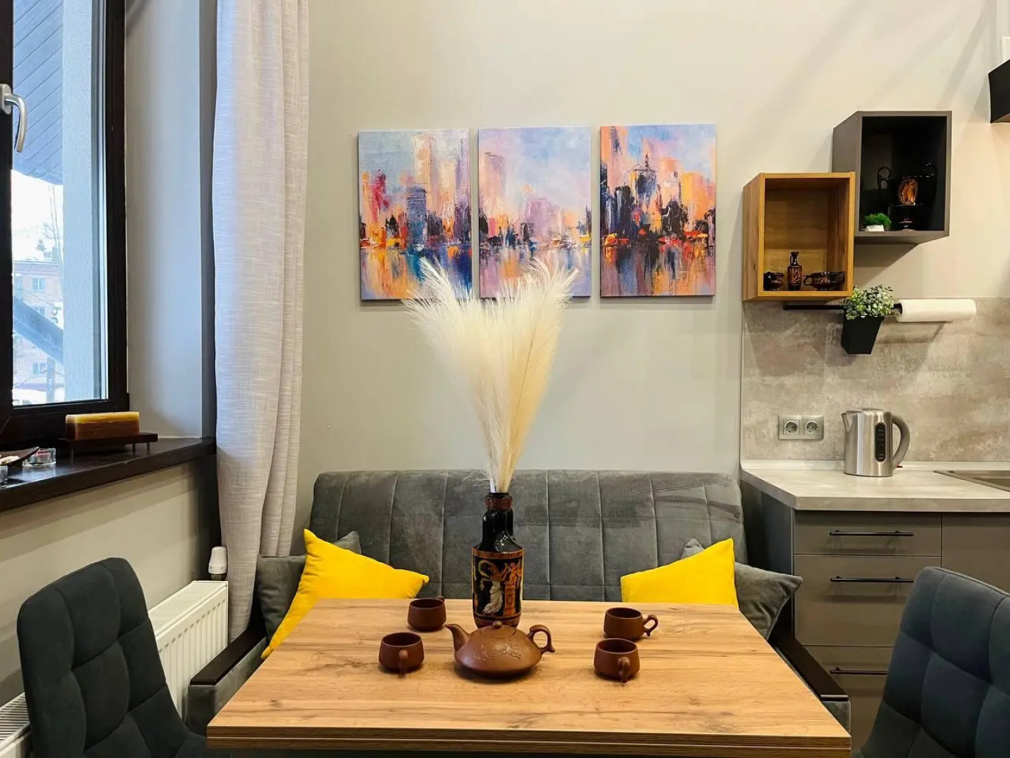 Happy People в квартале Свистуха